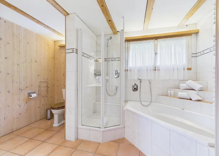 Guardian Gate * Iseltwald